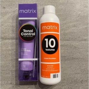 Matrix Tonal Control and Volume 10 cream developer.